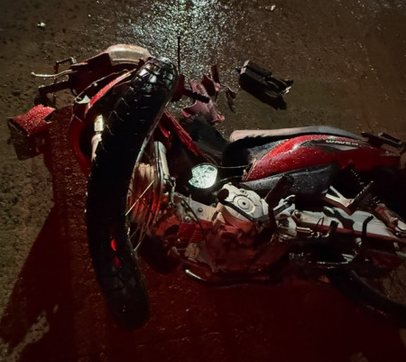 Accidente de tránsito en la intersección de calles Islas Malvinas y Buenos Aires